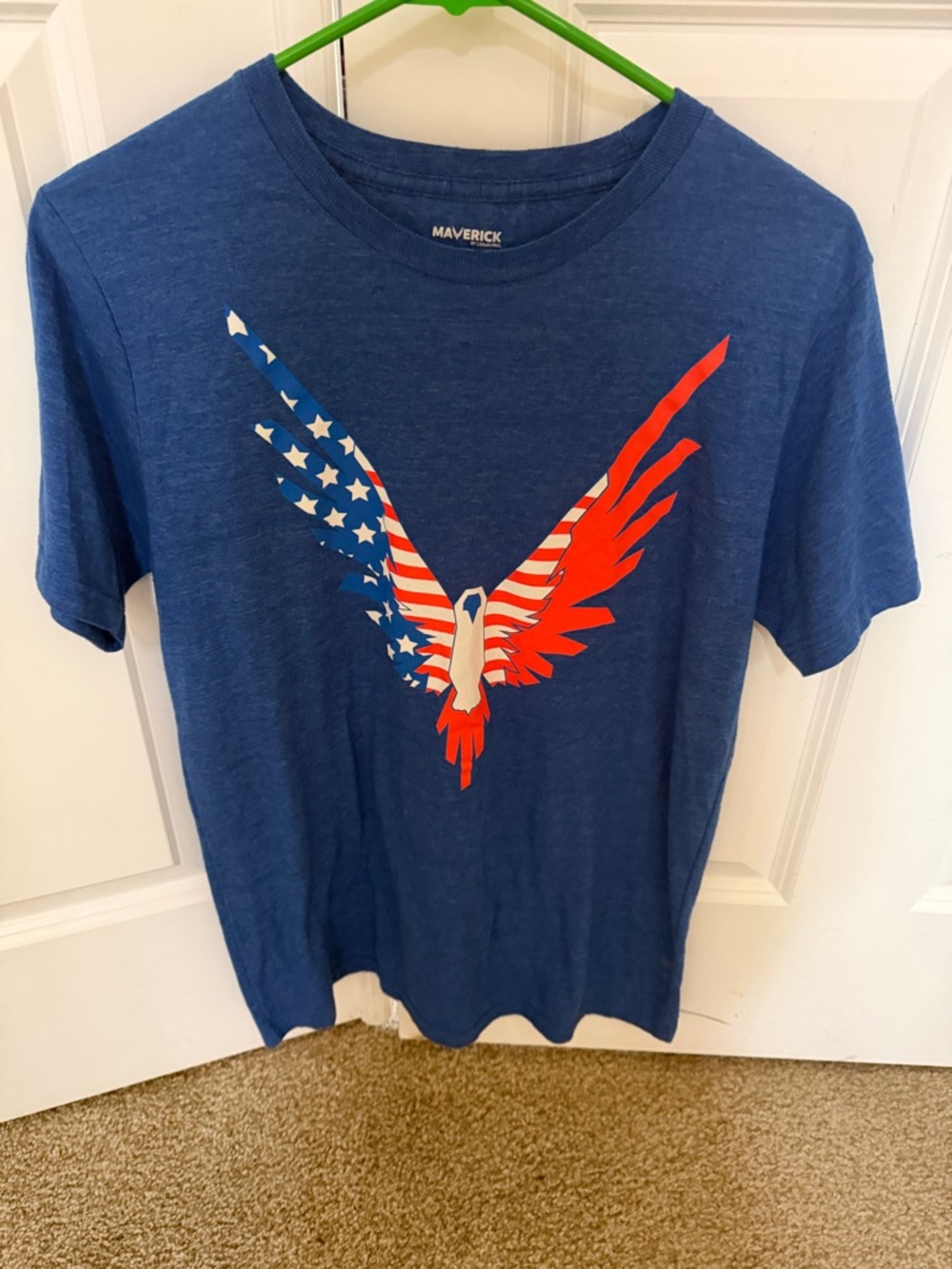 Men's Short Sleeve Blue Graphic Tee - American Eagle Wings